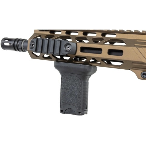Specna Arms Replika karabinu RRA SA-P25 Prime HAL ETU Halft Tan