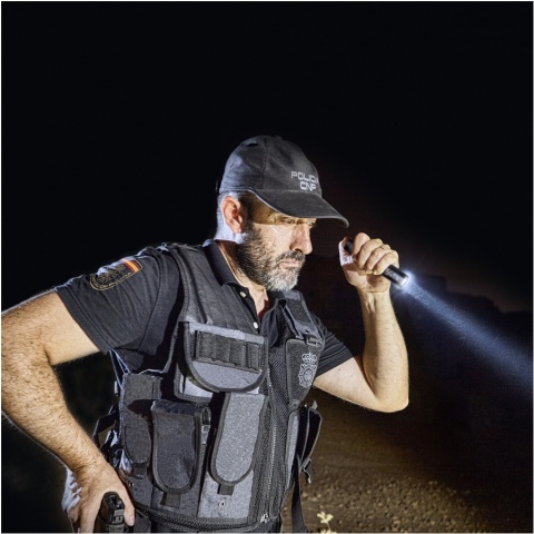 Fenix PD35 V3.0 Latarka LED czarna 1700lm